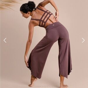 Indigo Luna Layla flares in carob, xxl